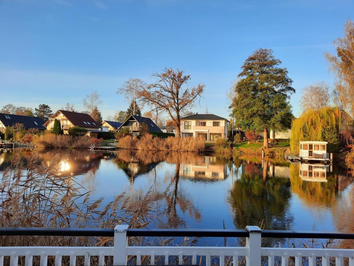Ferienhaus Mit Wasserterrasse - Mit Sauna Und Kamin - Inklusive Nebenkosten ويندستش ريتز المظهر الخارجي الصورة